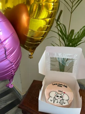 1 pound customizable cake