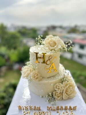 Ivory Elegance wedding Cake